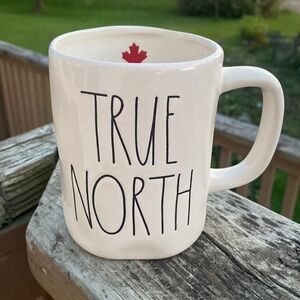 Rae Dunn True north maple leaf mug OG